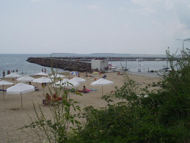Beach at the other end of the Marina