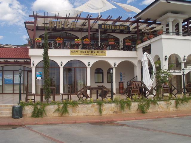 The first of the many restaurants on the Marina